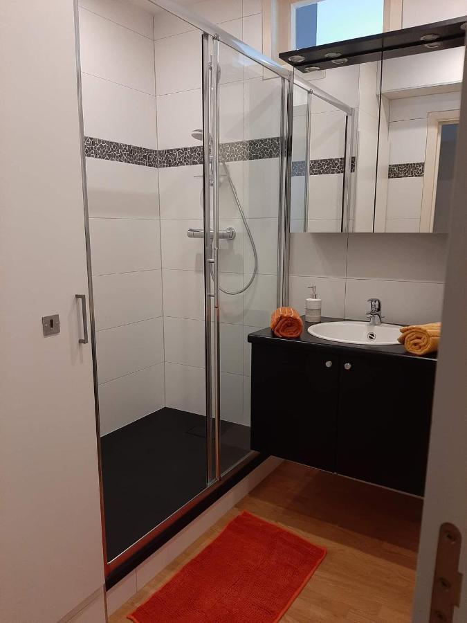 Appartement Centre De Dinant Luaran gambar